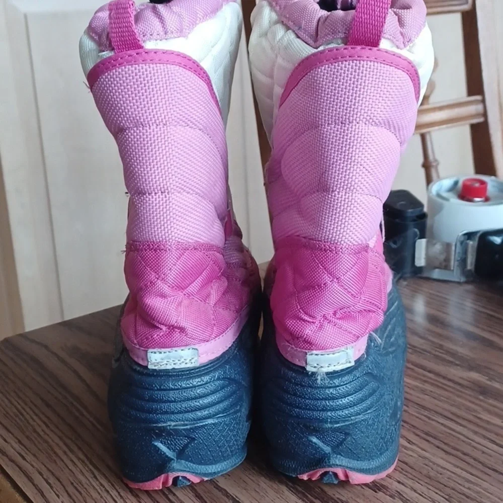 Columbia Boots Kids Girls 6 Pink white Pull On Winter Insulated/Women's 7.5